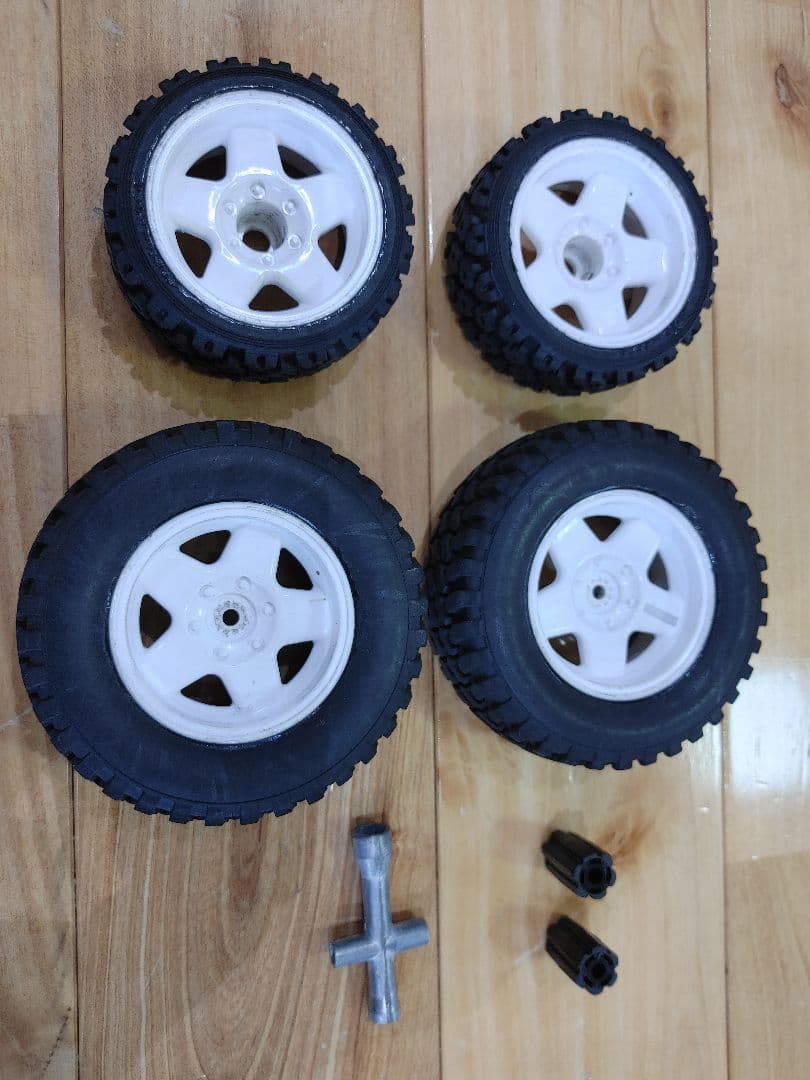 DJ即購入OK　タミヤ　ホーネット EVO キットのみ