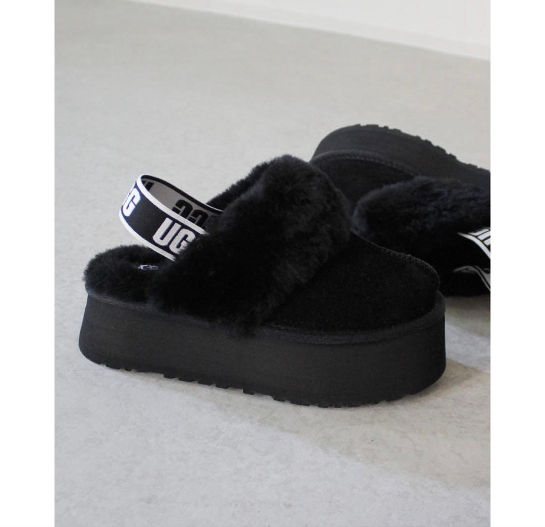 最終値下げ！ UGG ファンケット サンダル BLK 7 (24)