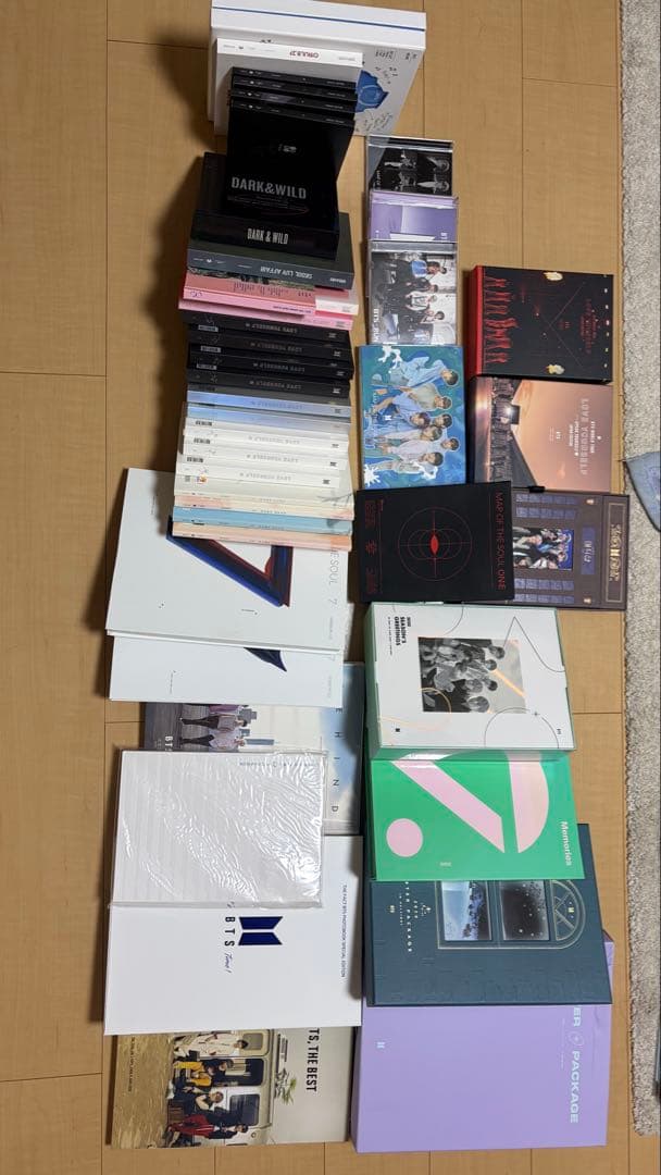 BTS グッズ 63点まとめ売り アルバム CD DVD