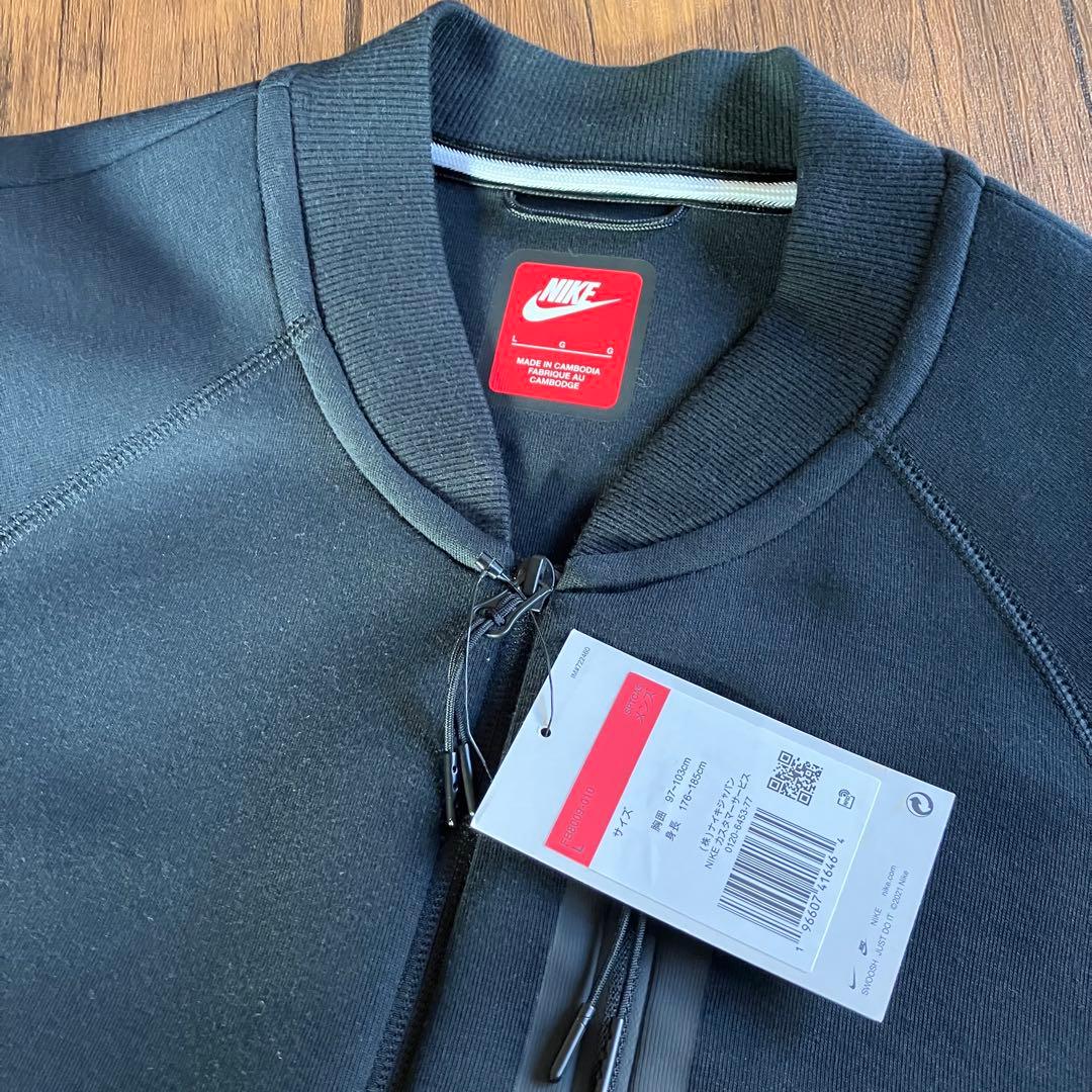 未使用 NIKE テックフリース ボンバージャケット FB8009-010 L
