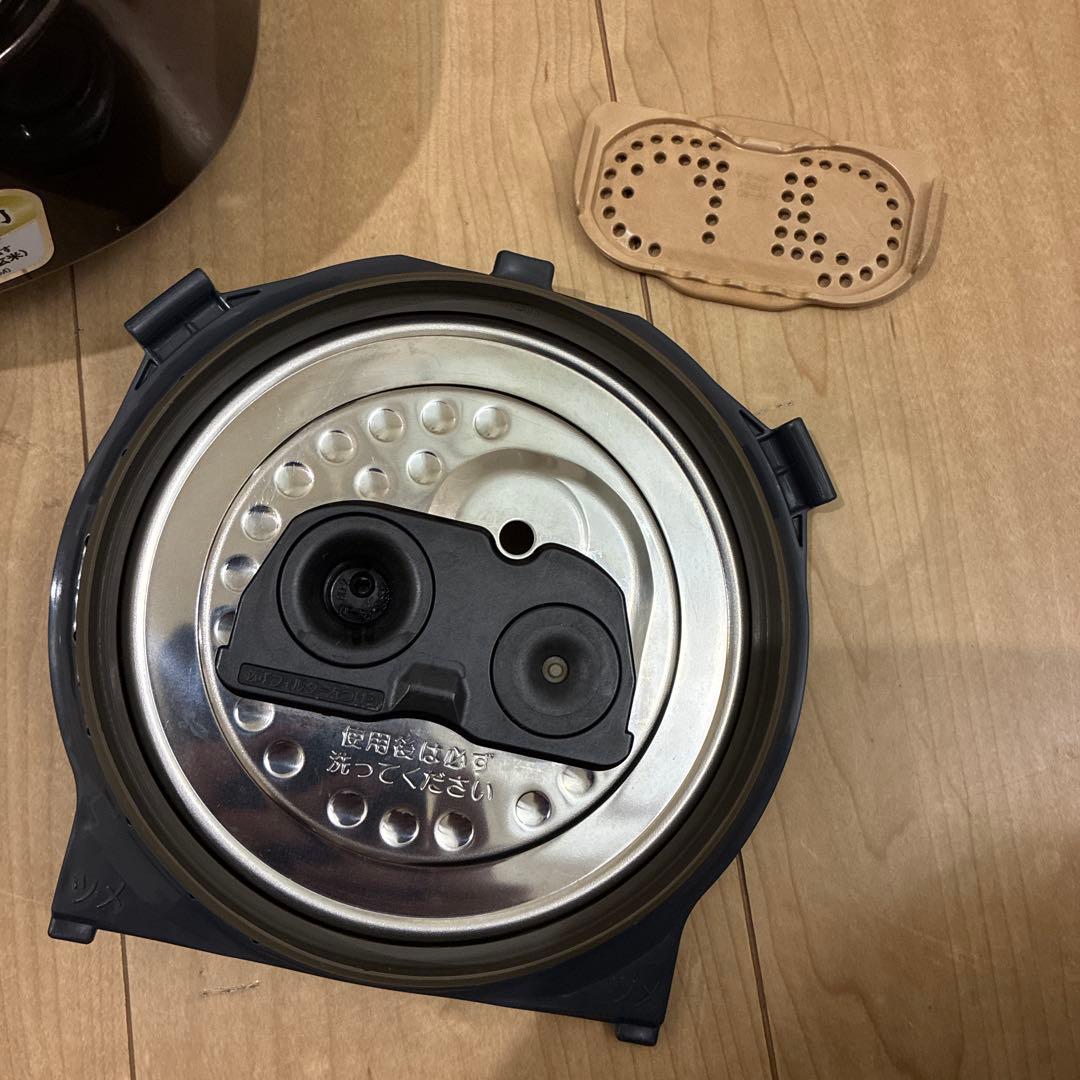 【美品】象印 圧力IH炊飯器 NP-RM05 3合炊き 白米/玄米/雑穀米対応