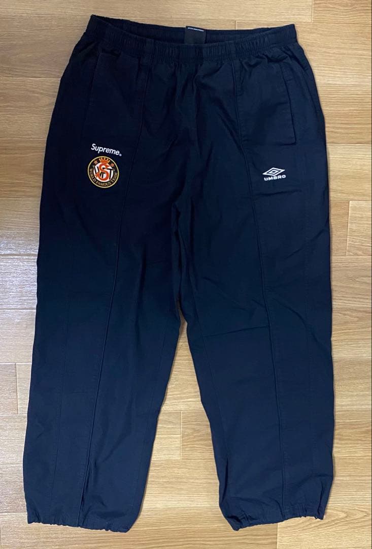 Supreme umbroトラックパンツ
