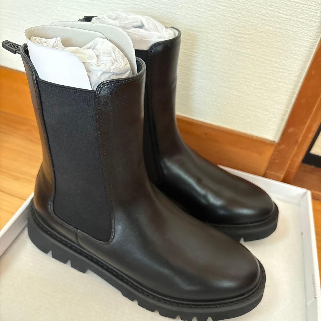 fitfit ブラック サイドゴアブーツ Mサイズ