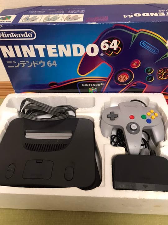 ニンテンドー64 本体　カセットつき　スマブラ　ヨッシー　プロレス　闘魂