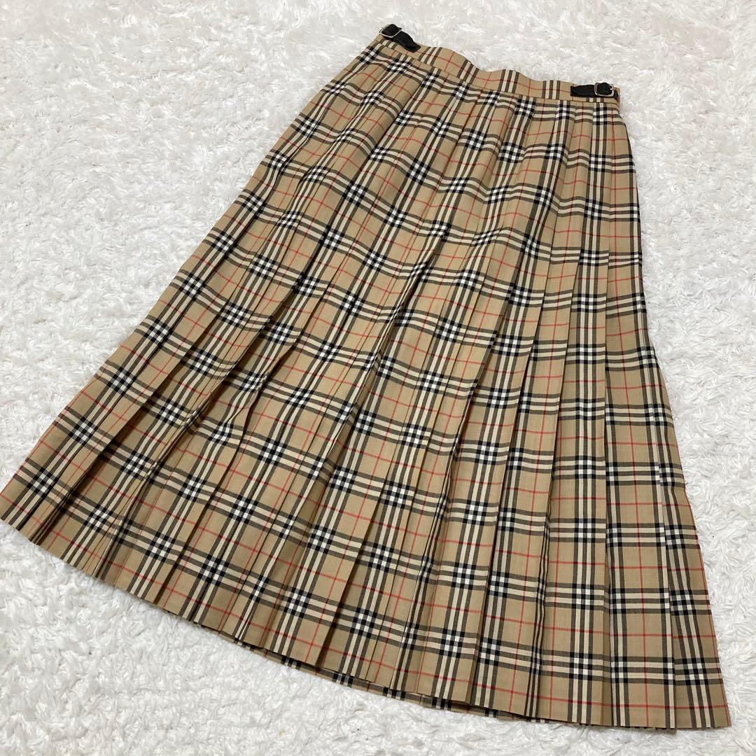 美品♡ バーバリー ノバチェック プリーツスカート ベルト ロゴピン サイズ5