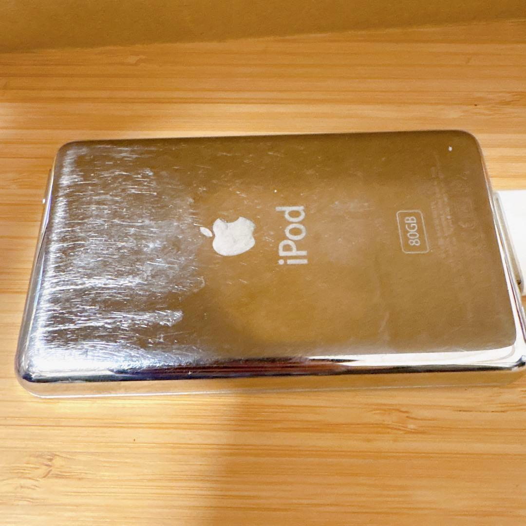 iPod Classic 80G Apple シルバー　通電のみ確認