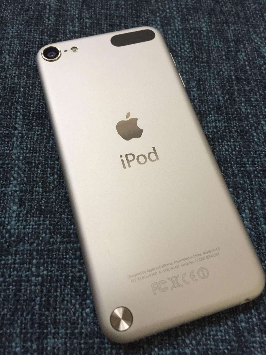 iPod touch 第5世代 16GB シルバー