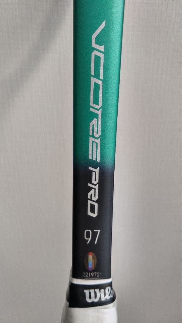 ヨネックス　Vコアプロ　97 グリップ3