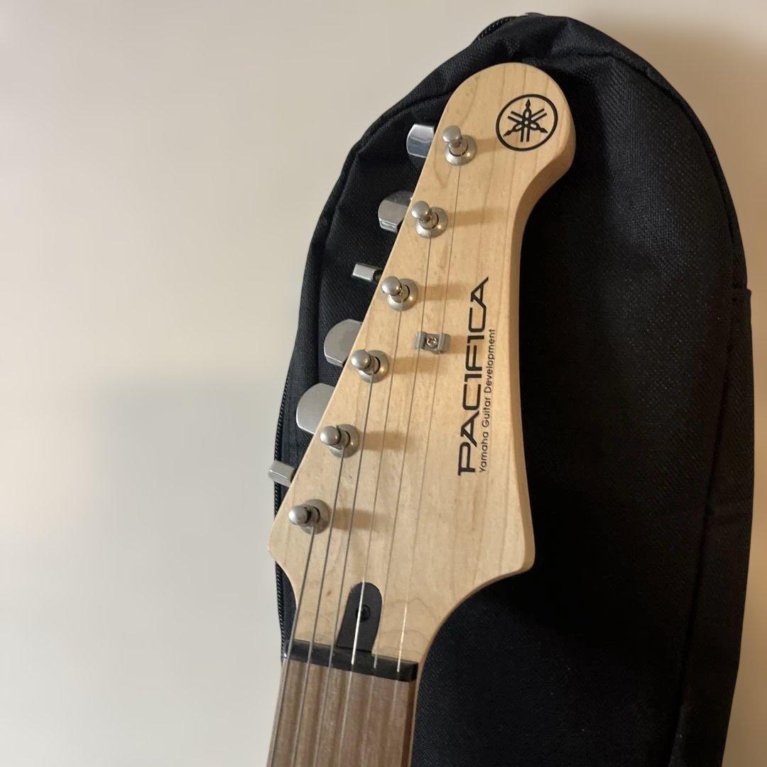 ギター YAMAHA PACIFICA PAC012