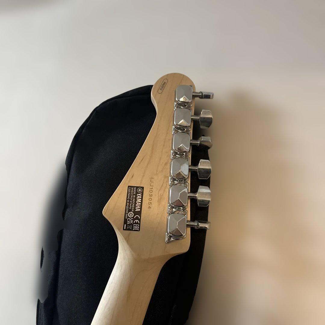 ギター YAMAHA PACIFICA PAC012