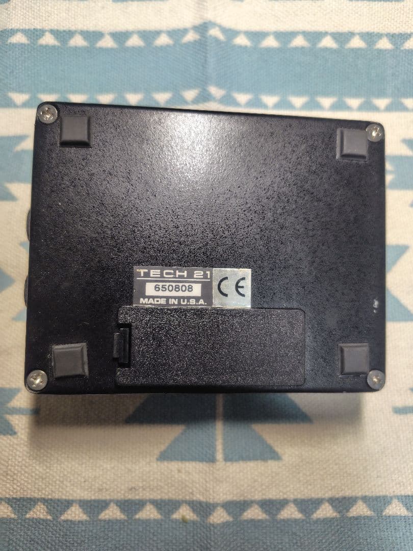 【訳あり】TECH21 SANSAMP BASS D DI 動作確認済