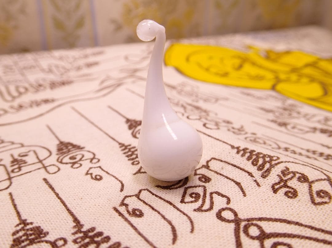 ❄白い鉱石♌ティミーハーン⭐️レクライ♉タイの宝石♎勾玉♋プラクルアン✨️