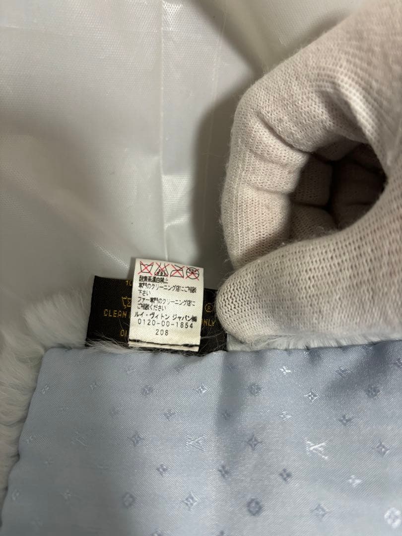 ルイヴィトン M70271 エシャルプ レインボーストライプス マフラー