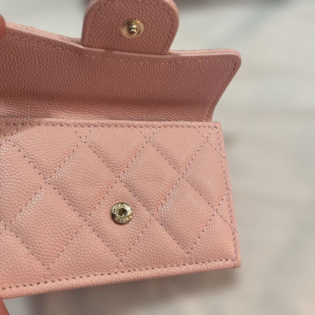 CHANEL ピンクレザー三つ折り財布