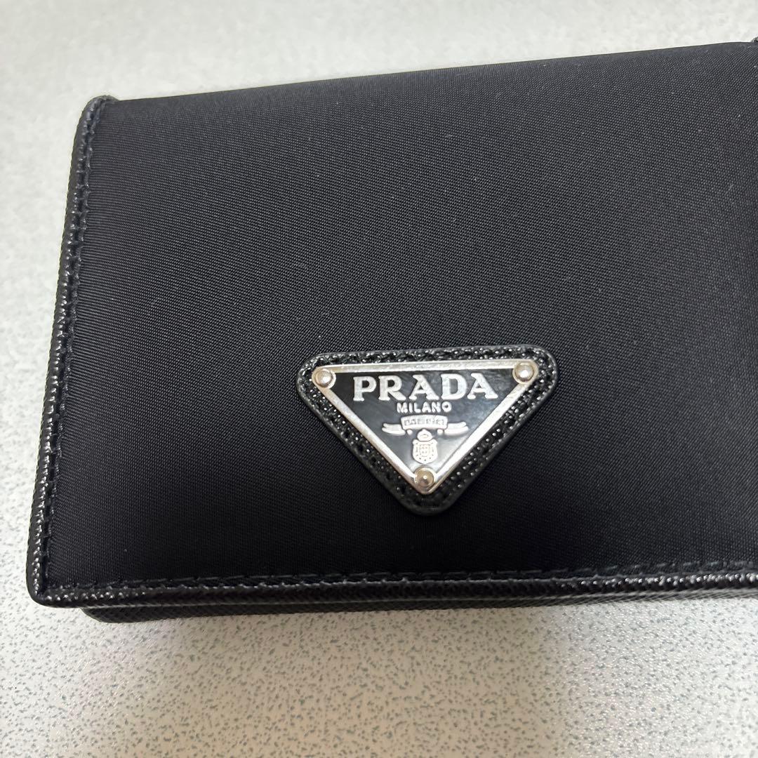 PRADA 二つ折り　サフィアーノ　コンパクトウォレット