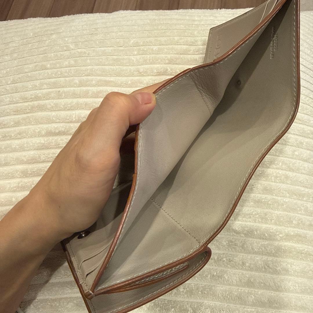 ロエベ　アナグラム トライフォールド ウォレット