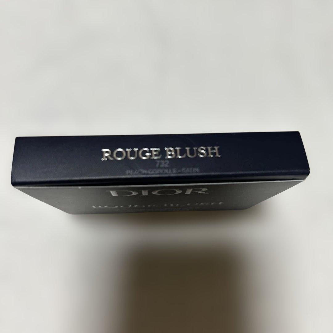 チーク Dior Rouge Blush 732 Peach Corolle Satin