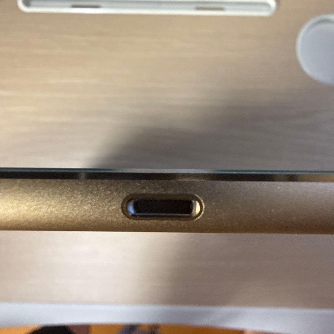 r*s様 ipad pro 初代 12.9 a1652 綺麗です。