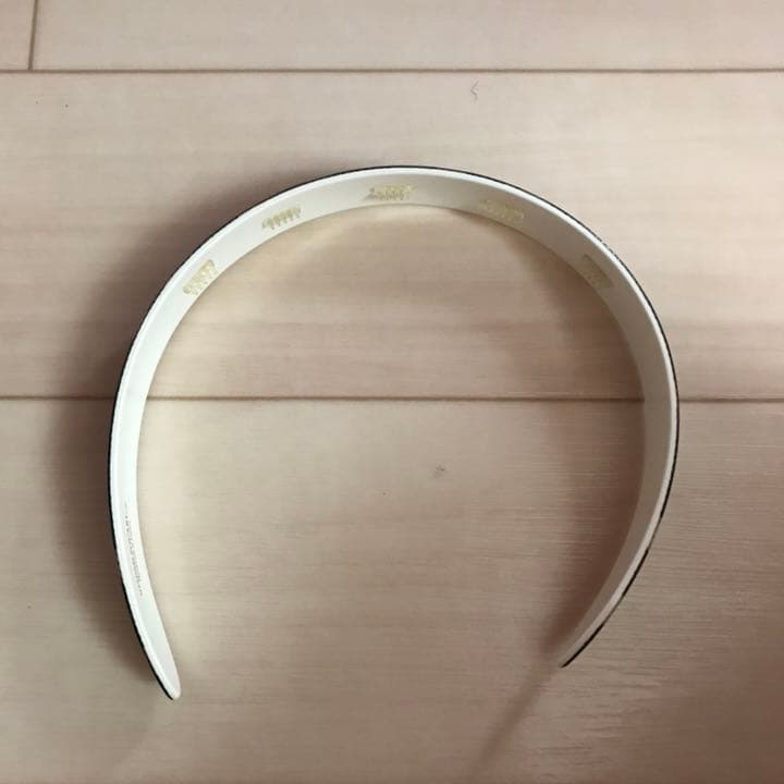 アレクサンドルドゥパリ カチューシャ水玉　黒×白