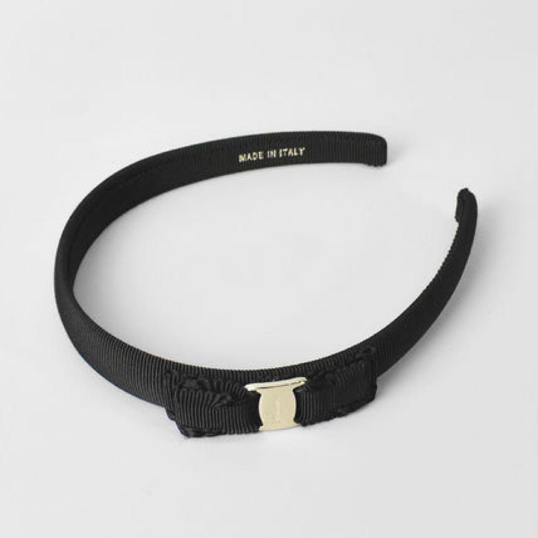 フェラガモ　ferragamo カチューシャ　ブラック