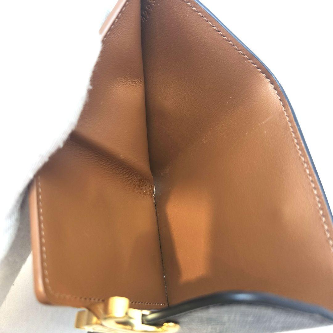 CELINE　セリーヌ　三つ折り財布　トリオンフ　黒 　ブラック