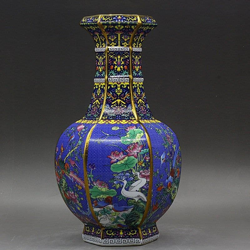 清乾隆琺瑯彩花鳥六方藍色賞瓶 景徳鎮 陶磁器 装飾品 現代工芸品 美術品 置物
