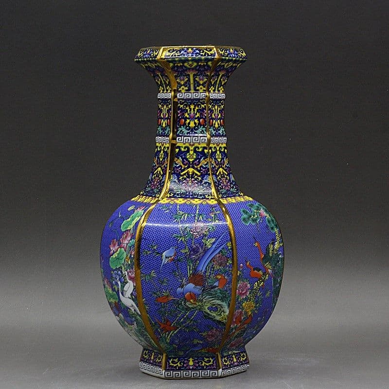 清乾隆琺瑯彩花鳥六方藍色賞瓶 景徳鎮 陶磁器 装飾品 現代工芸品 美術品 置物