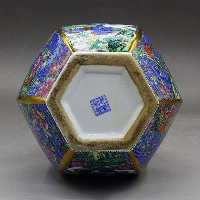清乾隆琺瑯彩花鳥六方藍色賞瓶 景徳鎮 陶磁器 装飾品 現代工芸品 美術品 置物
