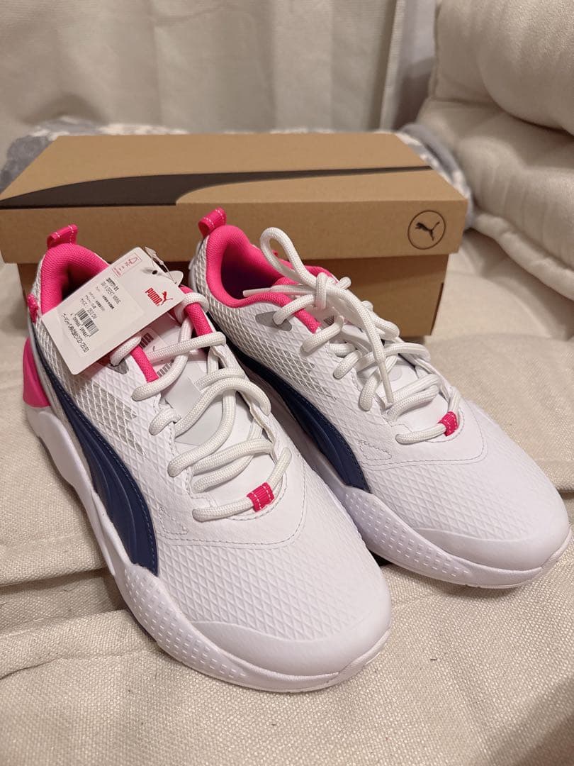 m*様 新品⭐️PUMA ゴルフシューズ　スニーカー ホワイト/ピンク/ネイビー