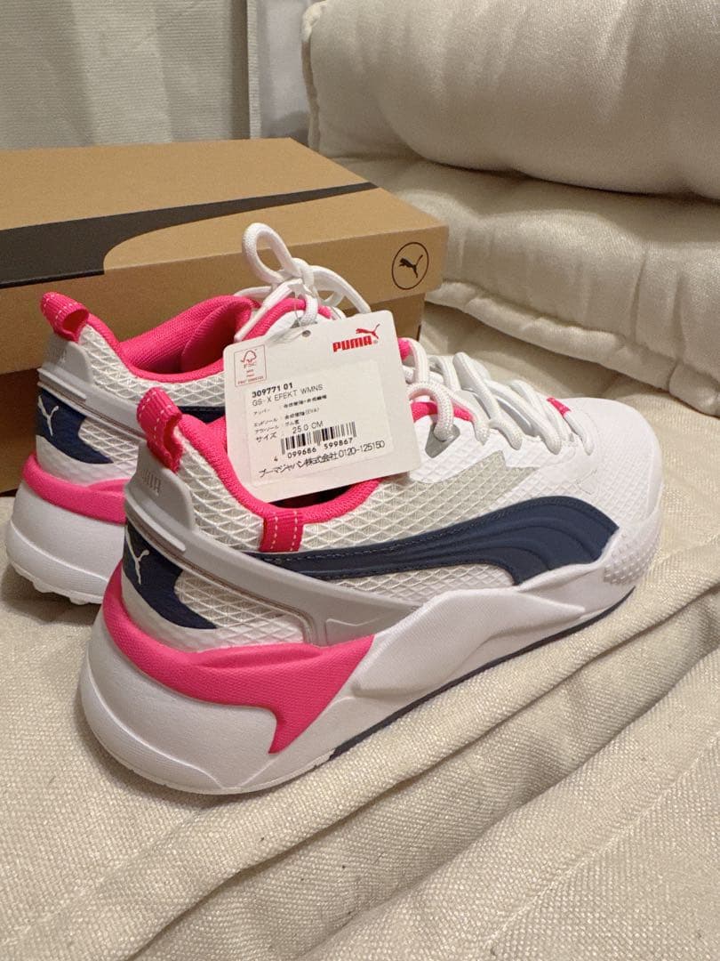 m*様 新品⭐️PUMA ゴルフシューズ　スニーカー ホワイト/ピンク/ネイビー