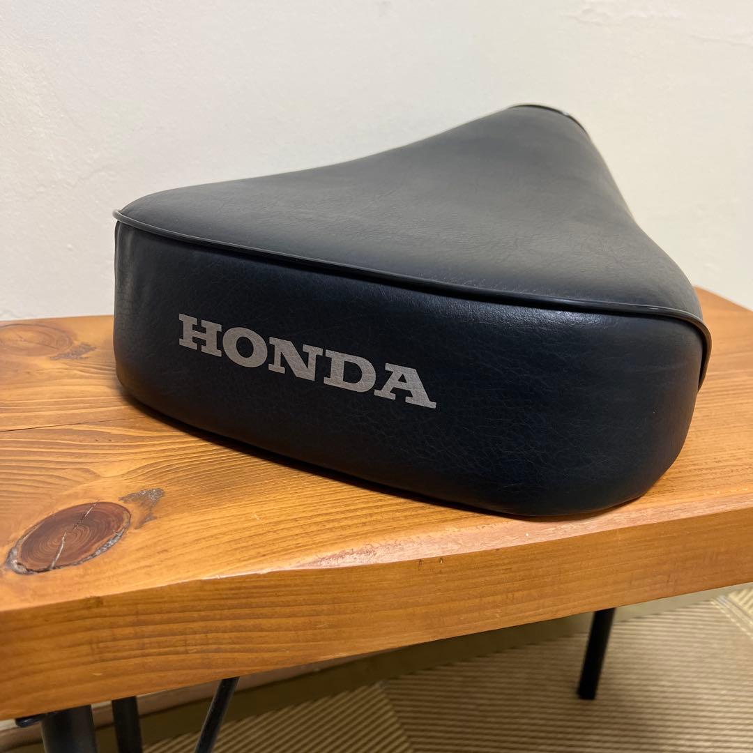 HONDA CT110 純正シート