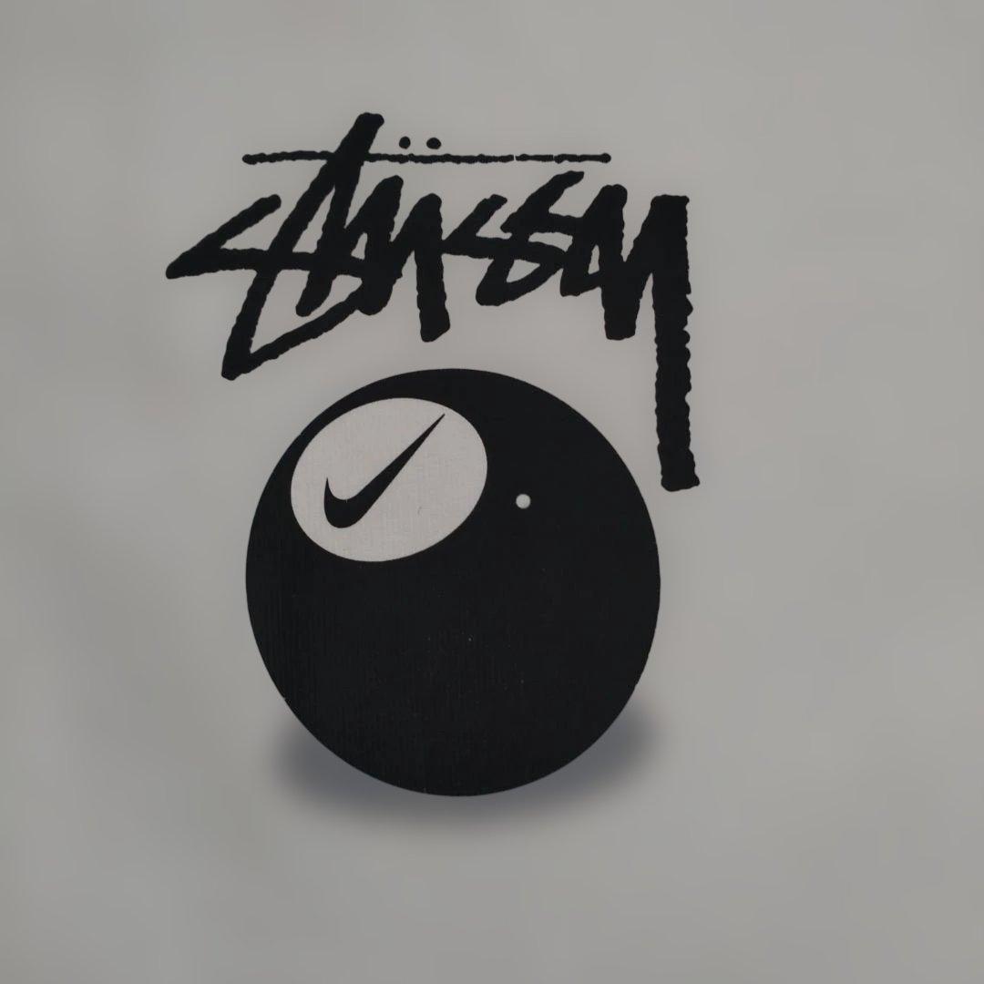 Stussy ナイキ8ボールロゴ Tシャツ 2XL ホワイト　ステューシー