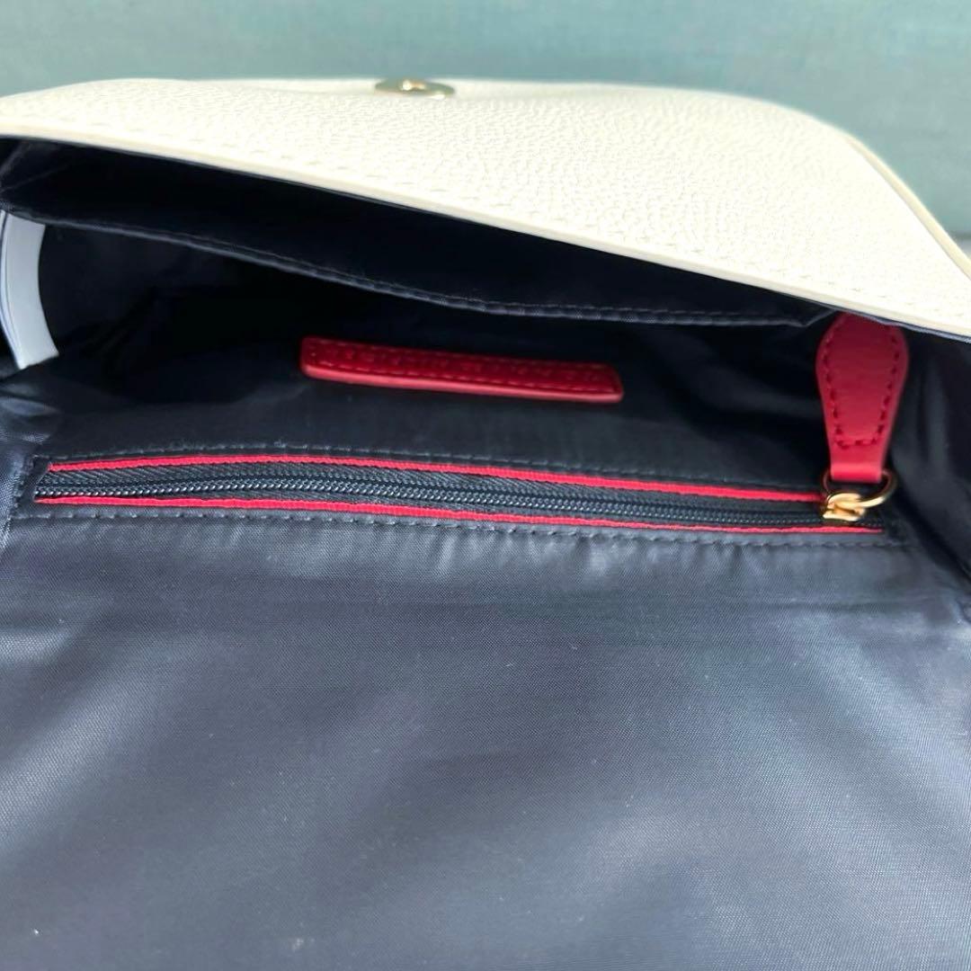 【新品】  ショルダーポーチ白 ホワイト ボディバッグ
