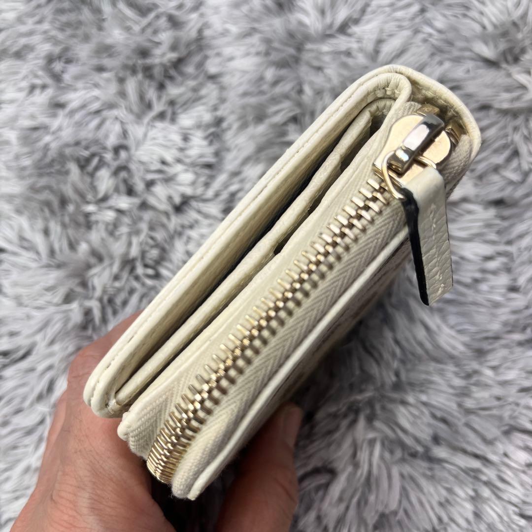 良品✨GUCCI 折り財布　GGキャンバス ラウンドジップ　アイボリー