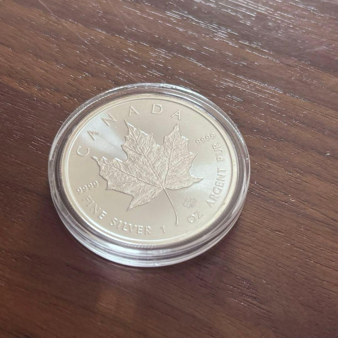 イーグル銀貨　メイプルリーフ 1オンス