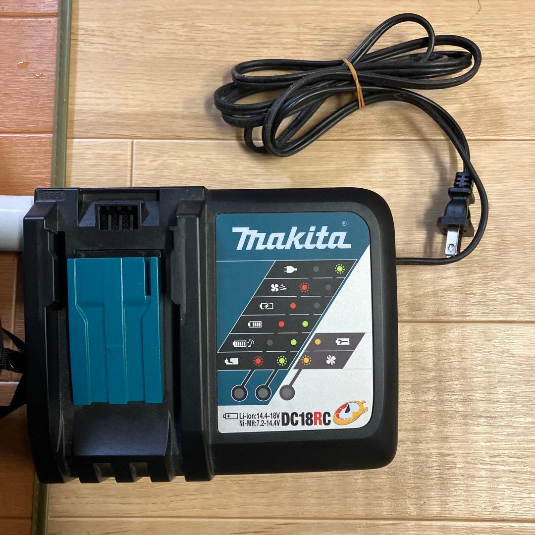 Makita 充電式クリーナー CL282FD（バッテリー無し）