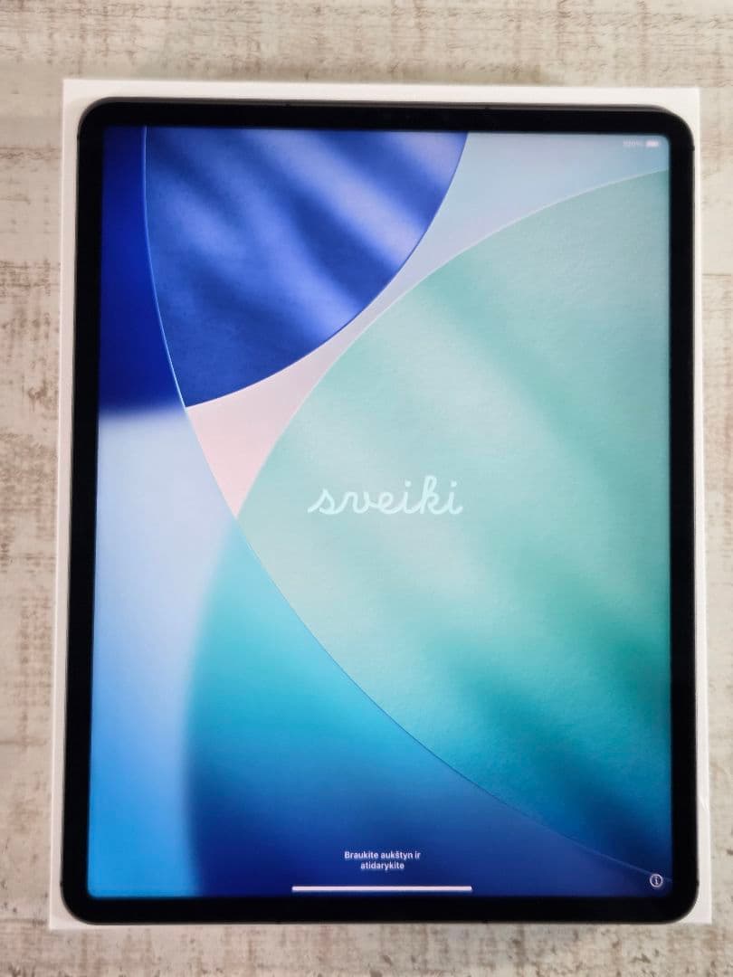 iPad Pro 第5世代 12.9 WiFi+Cellular 256GB