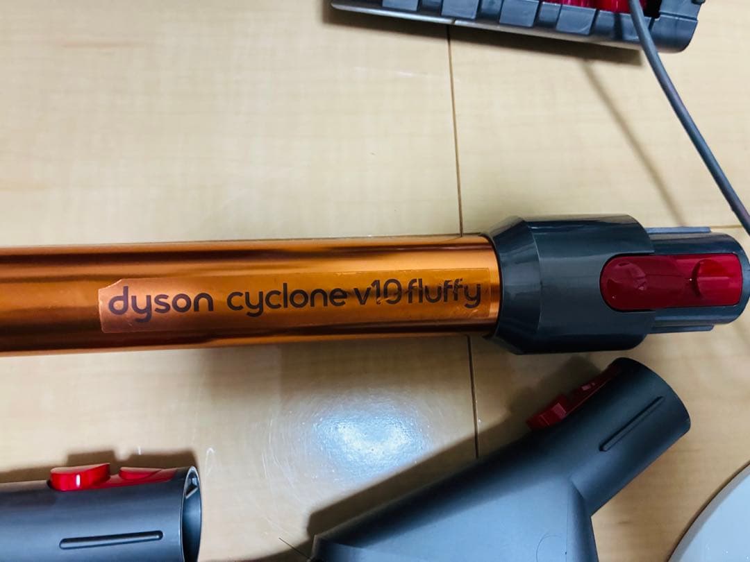 Dyson Cyclone V10 Fluffy SV12 ダイソン 掃除機
