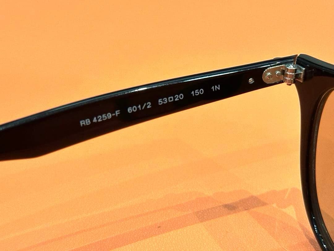 Ray-Ban フルフィットモデル RB4259F⑦