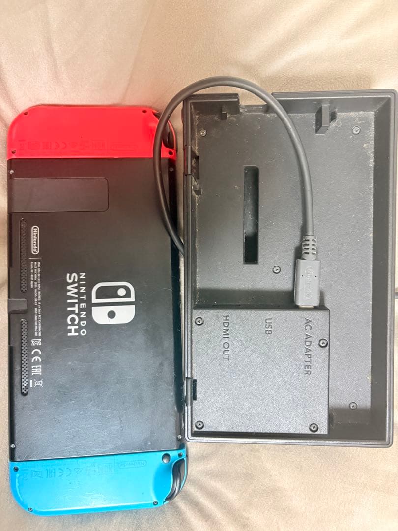 Nintendo Switch 本体 + Joy-Con 4色セット