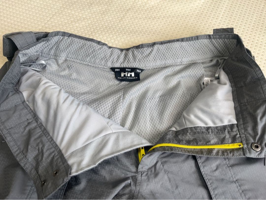 値下　ヘリーハンセン HELLY TEACH　スノボ、スキーパンツ　LL 状態良
