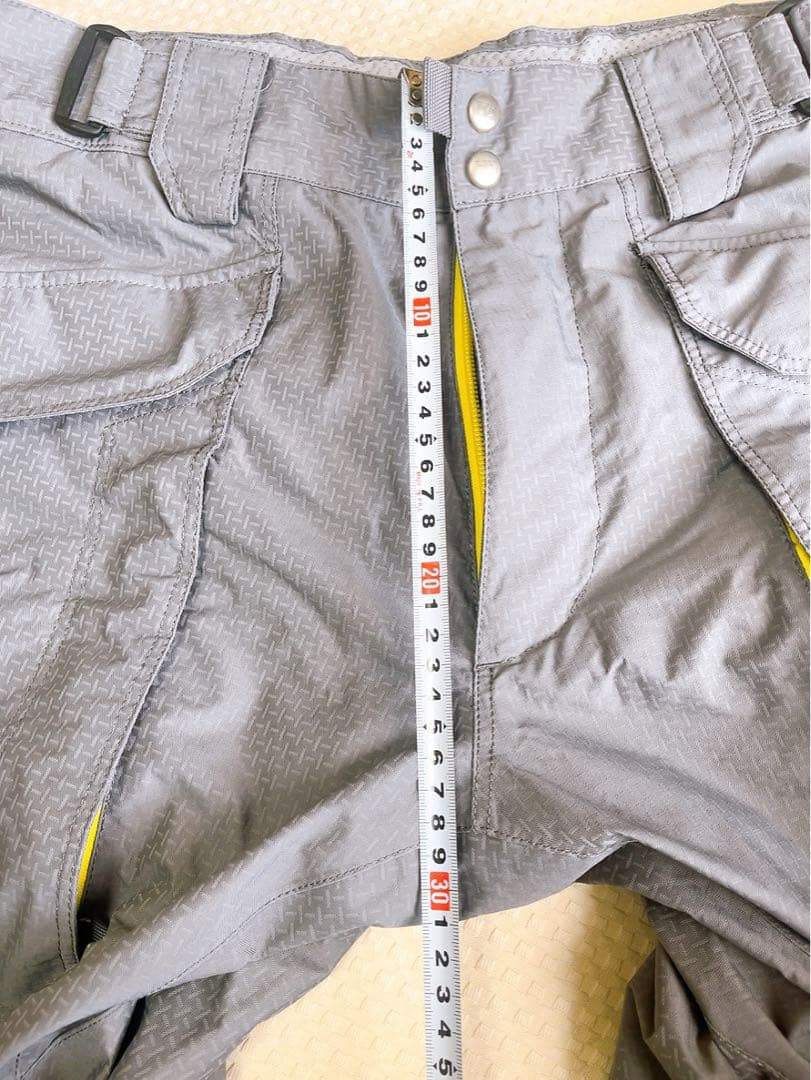 値下　ヘリーハンセン HELLY TEACH　スノボ、スキーパンツ　LL 状態良