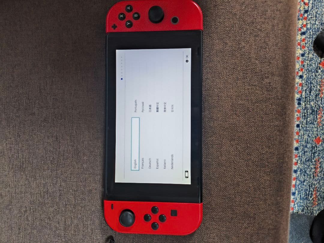 Nintendo Switch 赤 本体 充電器付き
