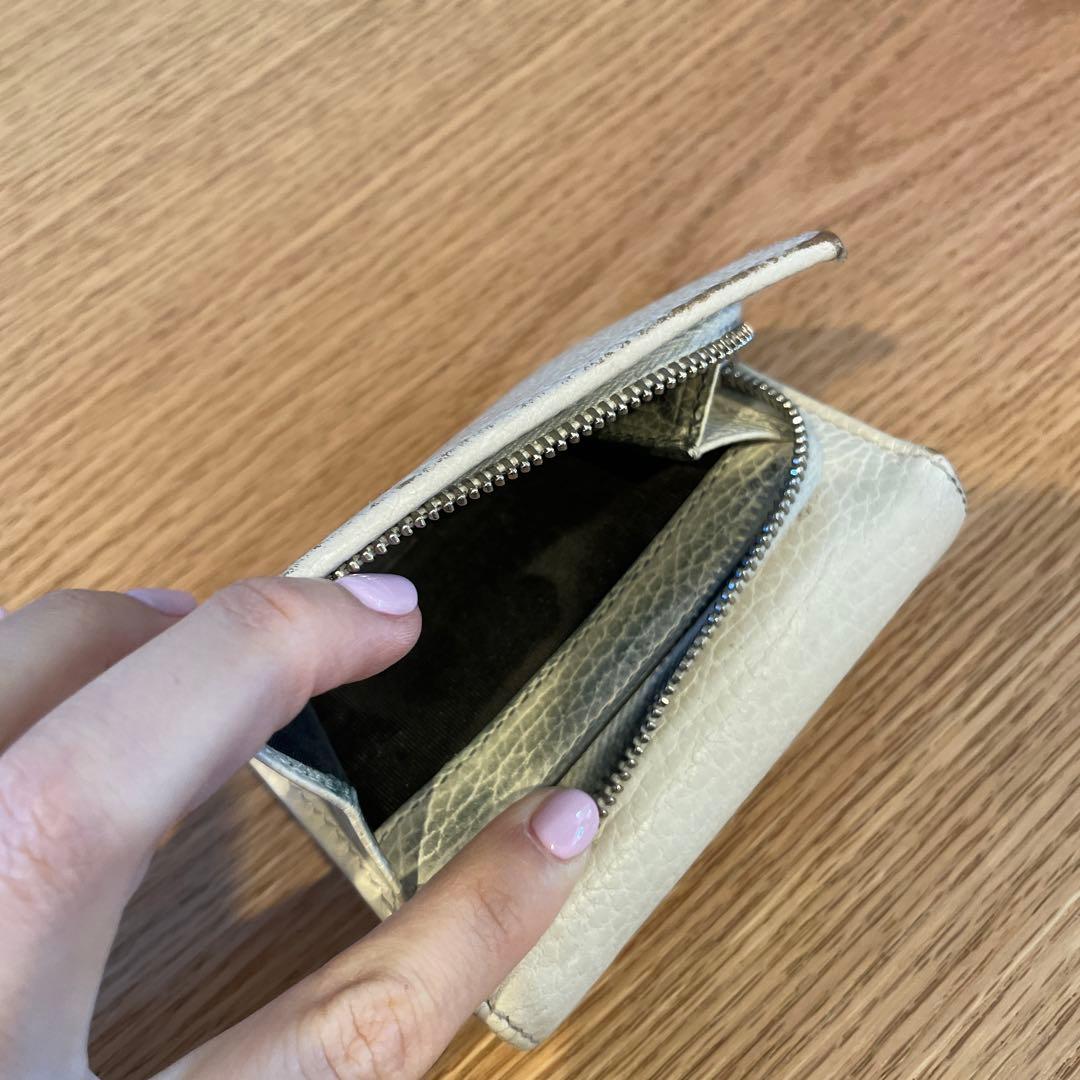 Gucci ホワイトレザー 三つ折り財布