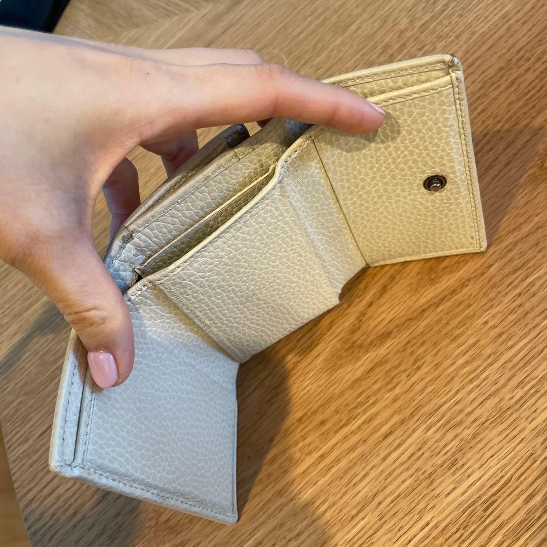 Gucci ホワイトレザー 三つ折り財布