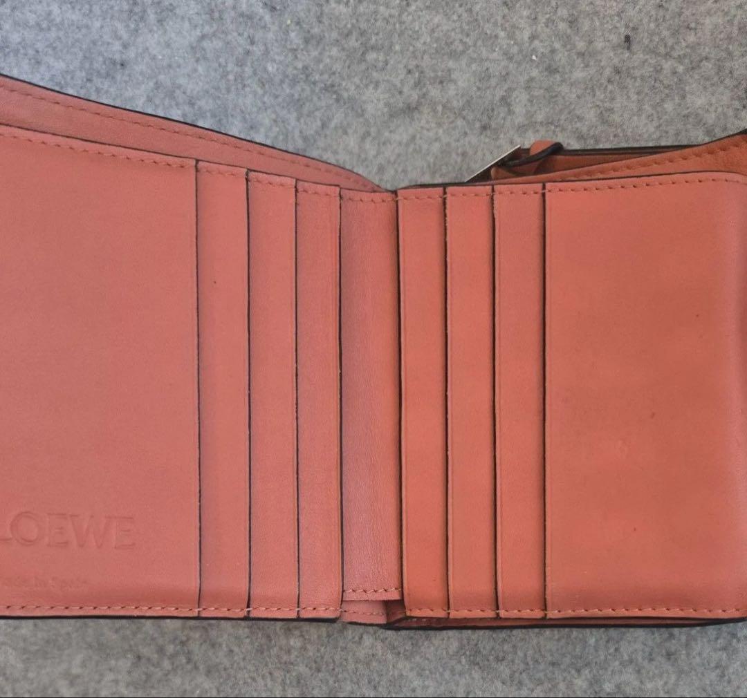 【美品】 LOEWE ロエベ 2つ折り財布