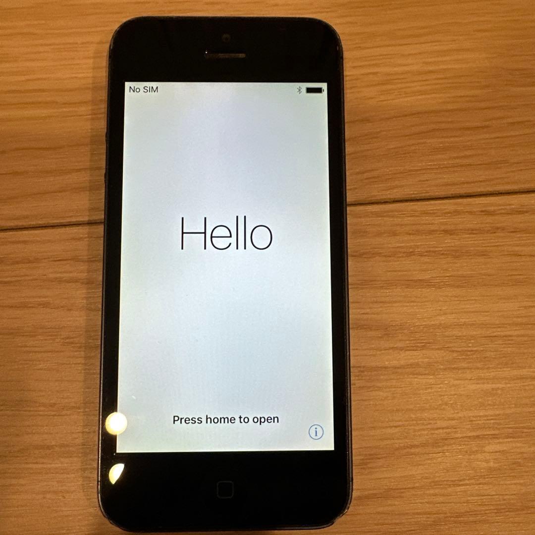 【中古品】iPhone5 16GB 色ブラック