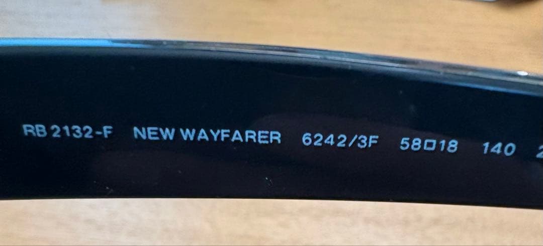 ま*！様 Ray Ban NEW WAYFARER ニューウェイファーラーRB2