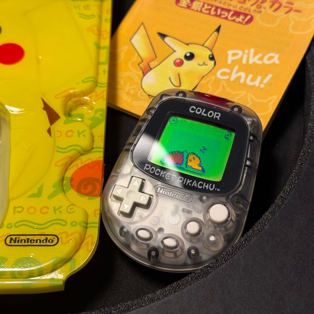 極美品！任天堂ポケットピカチュウ！カラー　金・銀といっしょ！万歩計 動作確認済み