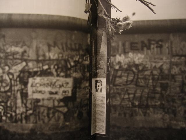 Die Mauer Ist Weg! / Mark Power 限定1000部